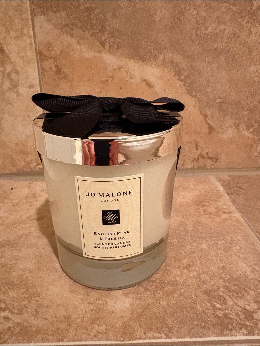 Jo Malone Pear and Freesia Scented Candle - new with box